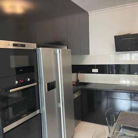 House4You Apartament Sakura Airport Chopin Warschau Exterior foto