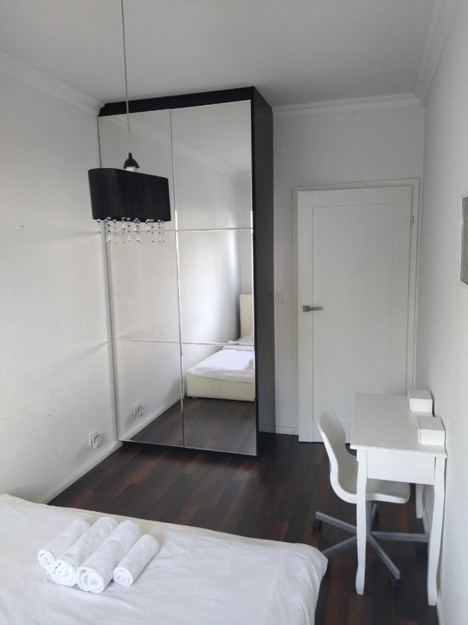 House4You Apartament Sakura Airport Chopin Warschau Exterior foto